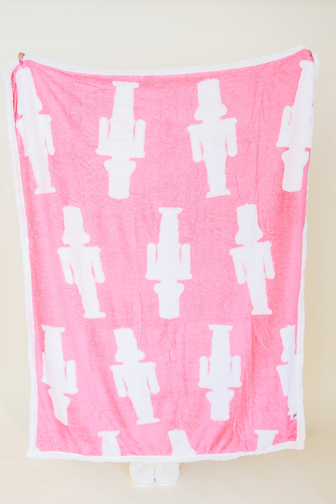 Nutcracker Wishes Throw Blanket – Pink & White