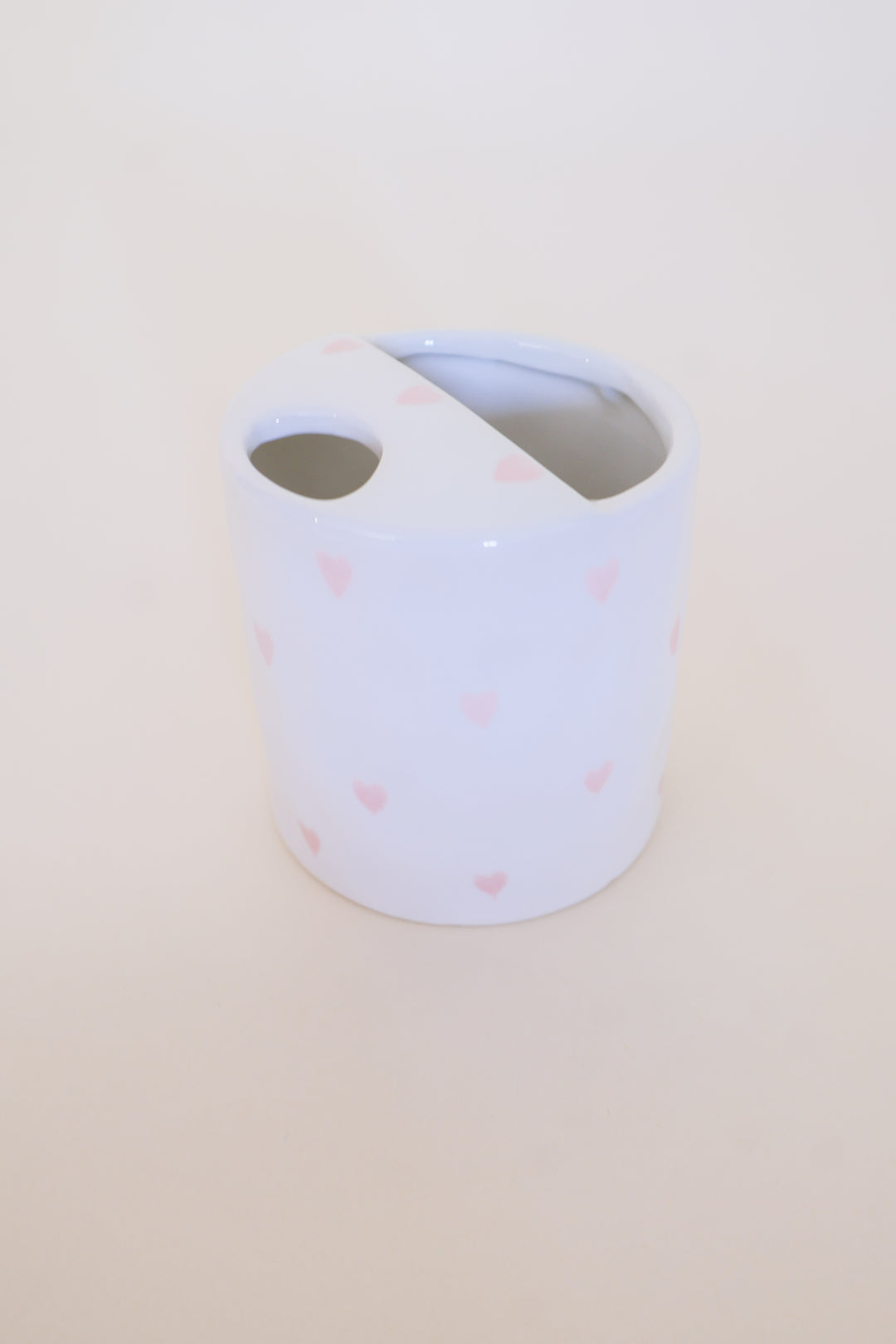 Hand-Painted Vintage Ceramic Coffee Mug – Pink Heart