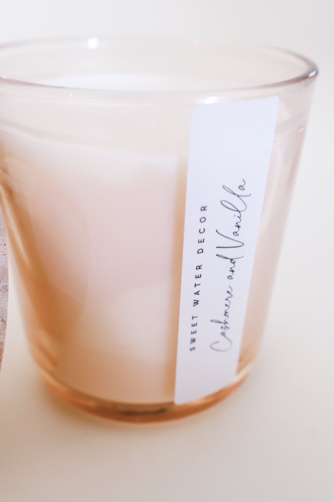 Cashmere and Vanilla 12oz Candle