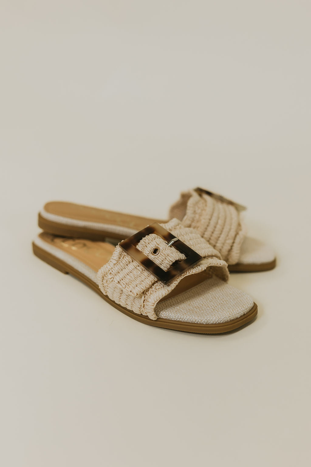 Sissy Scallop Sandals - Natural