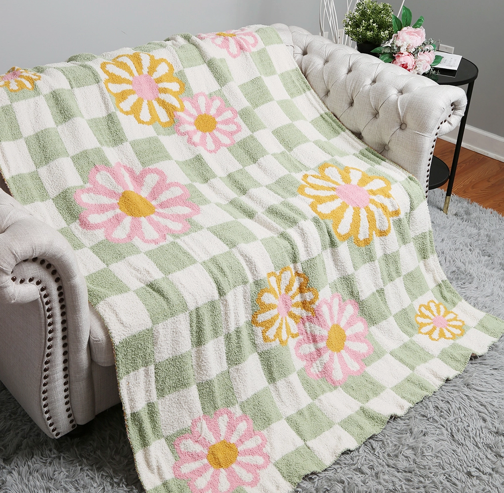 Checkered Floral Print Cozy Soft Throw Blanket